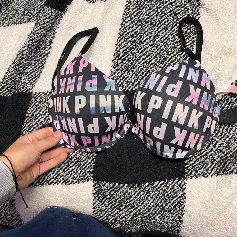 pink bra
